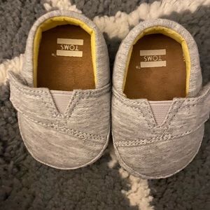 Grey Baby Toms